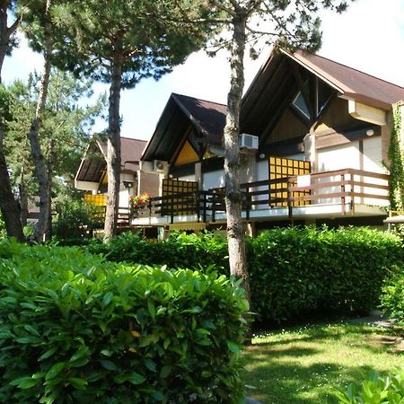 Villa Riviera 56 Lignano Sabbiadoro Bagian luar foto