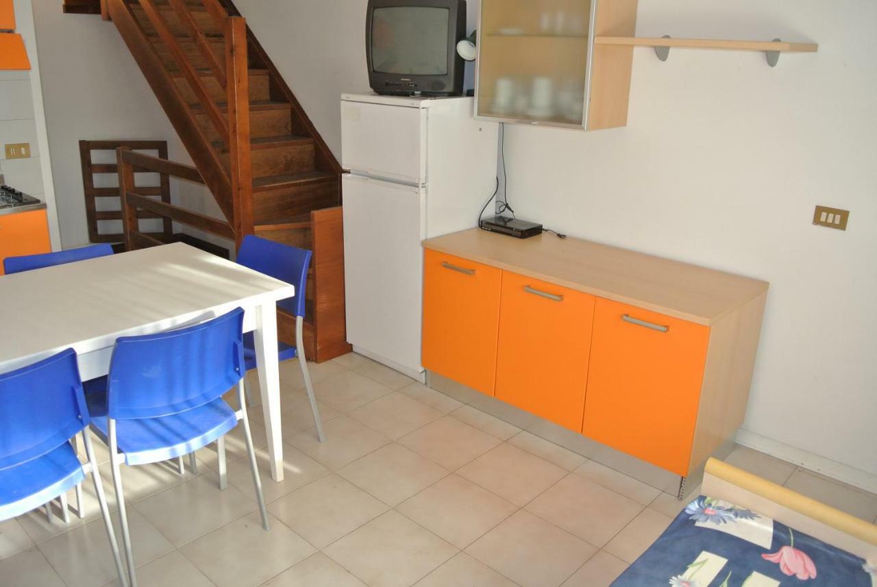 Villa Riviera 56 Lignano Sabbiadoro Bagian luar foto