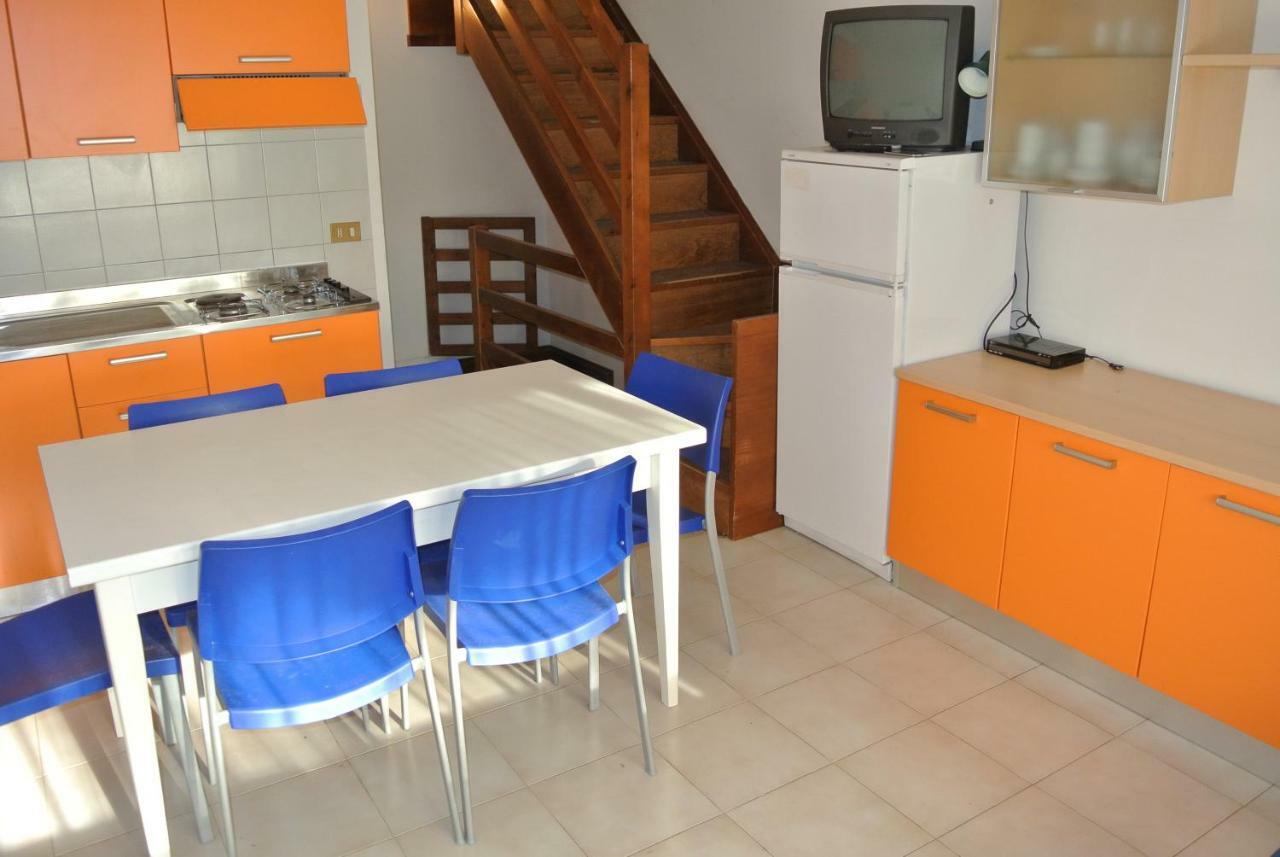 Villa Riviera 56 Lignano Sabbiadoro Bagian luar foto